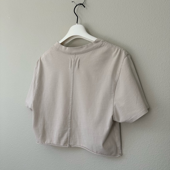Fear of God FOG Essentials T-Shirt Cropped
Light Beige size S - Picture 6 of 8